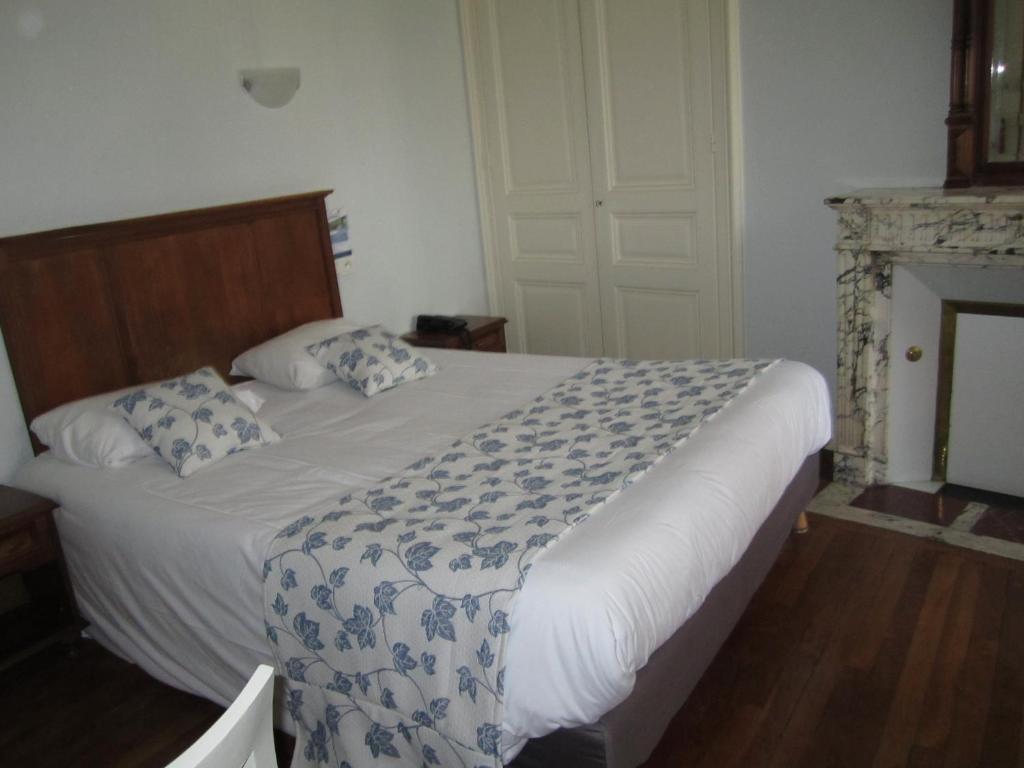 Hotel Arlequin Troyes Oda fotoğraf