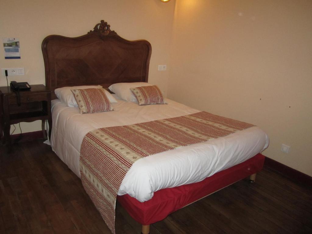 Hotel Arlequin Troyes Oda fotoğraf