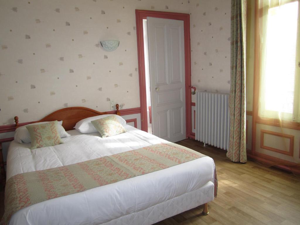 Hotel Arlequin Troyes Dış mekan fotoğraf
